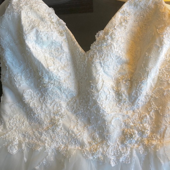 Dresses & Skirts - Tea Length wedding dress - Ivory- Unaltered